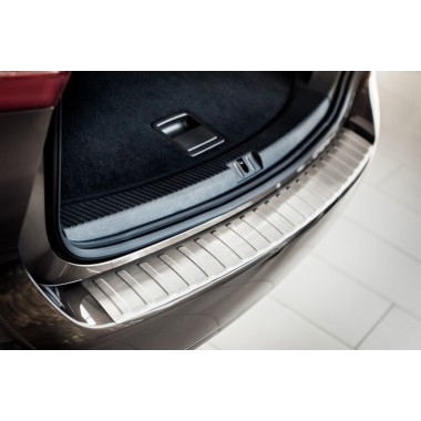 Накладка на задний бампер (матовая) VW Touran II (2010-) бренд – Croni главное фото